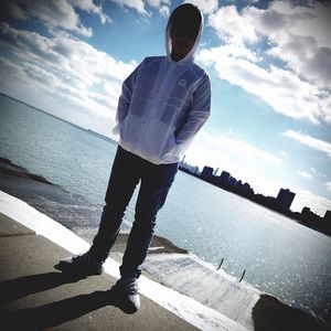 Meet your Posher, Sorin